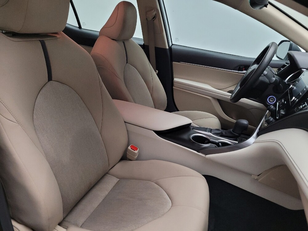 2022 Toyota Camry in Riverside, CA 92504 - 18144260 21