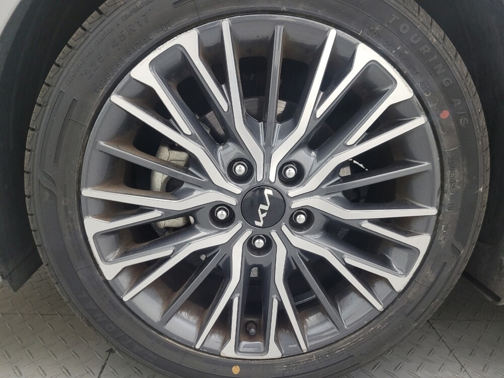 2023 Kia Forte in Phoenix, AZ 85015 - 18144262 31