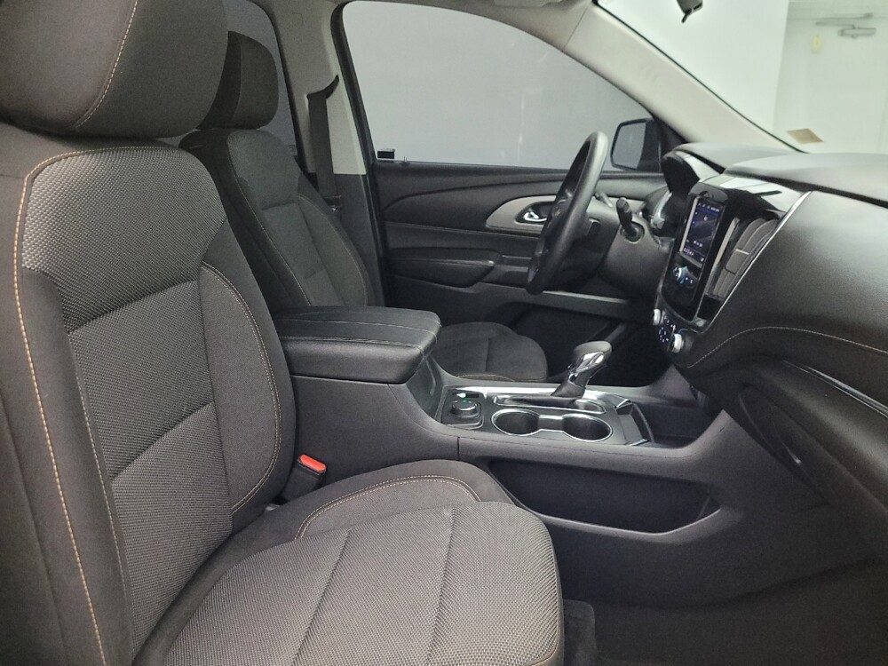 2021 Chevrolet Traverse in Phoenix, AZ 85015 - 18144263 21