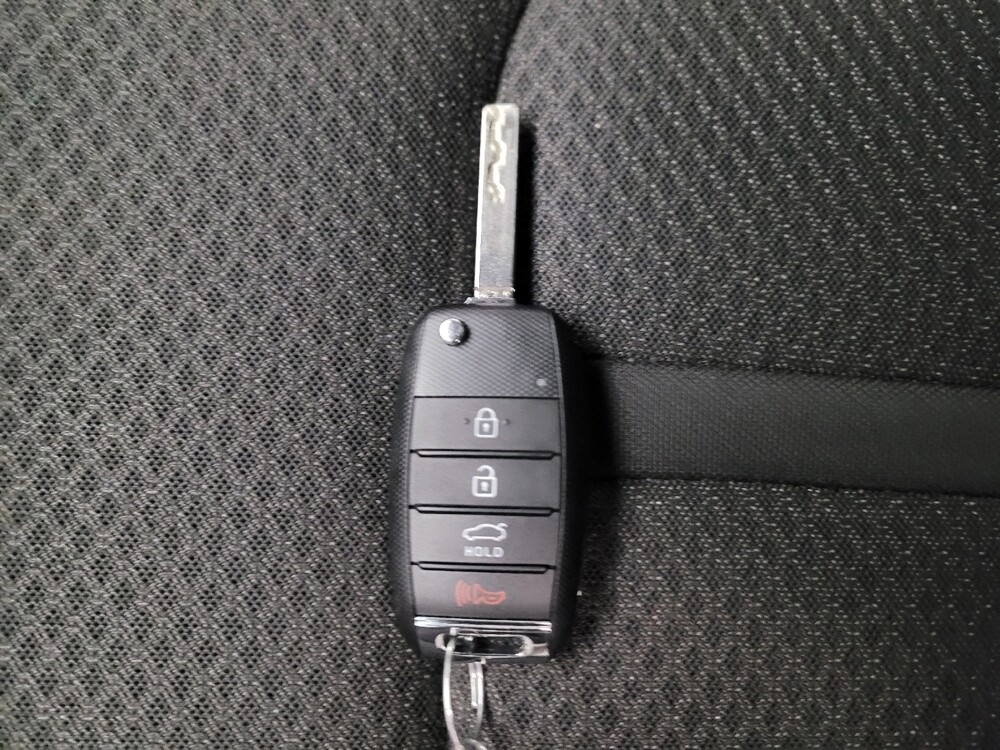 2018 Kia Optima in Riverside, CA 92504 - 18144266 32