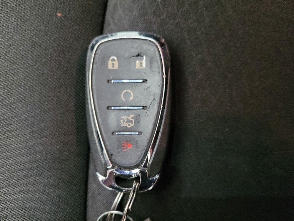 2023 Chevrolet Malibu in Montclair, CA 91763 - 18144267 32