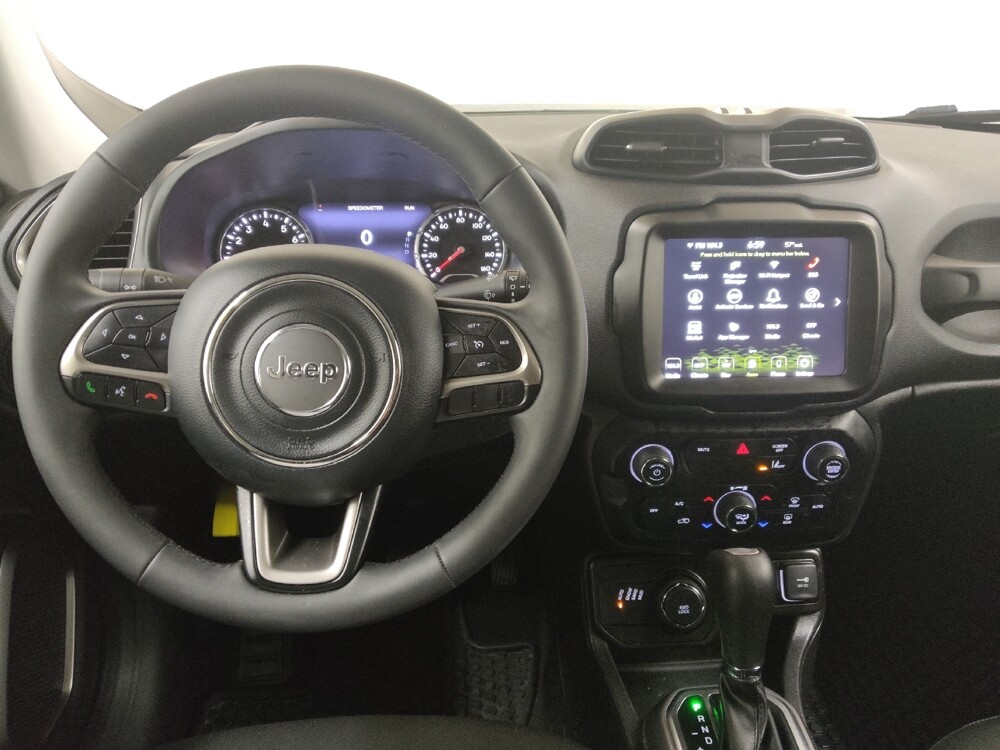 2022 Jeep Renegade in St. Louis, MO 63136 - 18144271 22