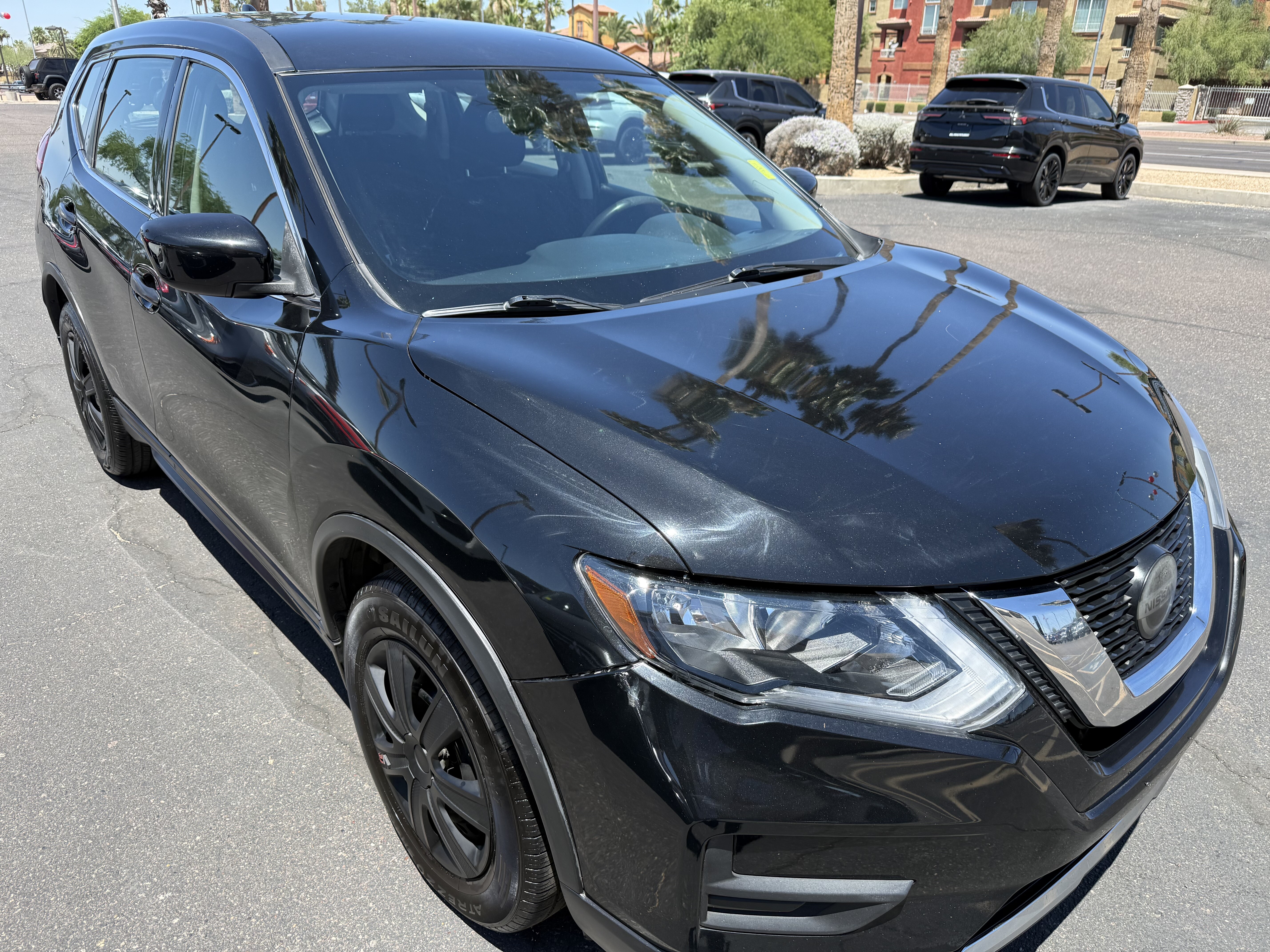 2018 Nissan Rogue in Phoenix, AZ 85022 - 18144297 3