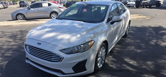 2019 Ford Fusion in Mesa, AZ 85212 - 18144309