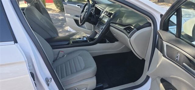 2019 Ford Fusion in Mesa, AZ 85212 - 18144309 14