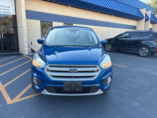 2019 Ford Escape in Arvada, CO 80002 - 18144311 4