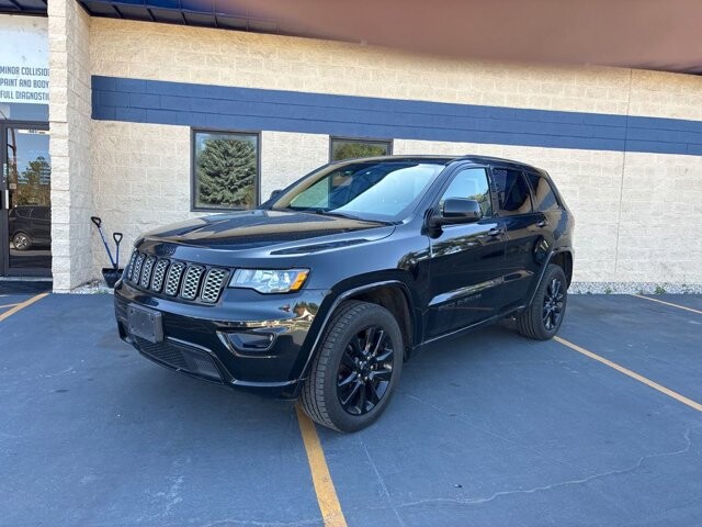 2019 Jeep Grand Cherokee in Arvada, CO 80002 - 18144312 6