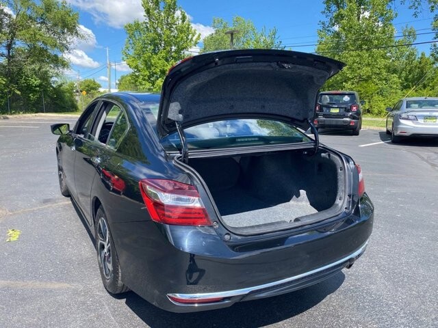 2017 Honda Accord in Marysville, OH 43040 - 18144313 27