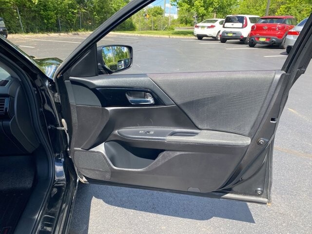 2017 Honda Accord in Marysville, OH 43040 - 18144313 31