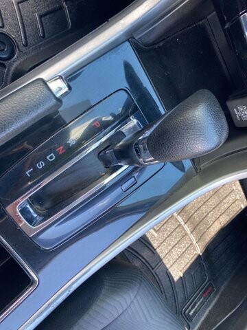 2017 Honda Accord in Marysville, OH 43040 - 18144313 21