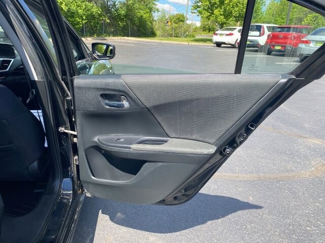 2017 Honda Accord in Marysville, OH 43040 - 18144313 29