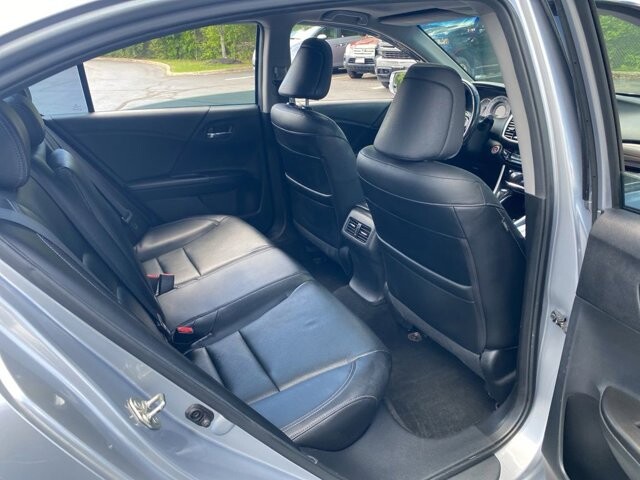 2016 Honda Accord in Marysville, OH 43040 - 18144314 28