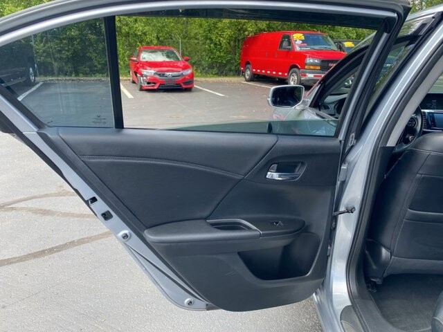 2016 Honda Accord in Marysville, OH 43040 - 18144314 24