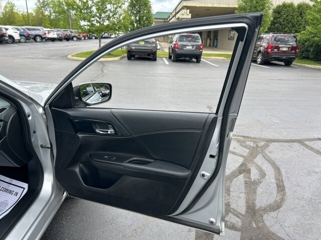 2013 Honda Accord in Marysville, OH 43040 - 18144315 31