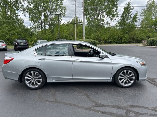 2013 Honda Accord in Marysville, OH 43040 - 18144315 10