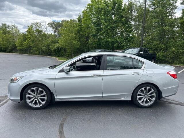 2013 Honda Accord in Marysville, OH 43040 - 18144315 4