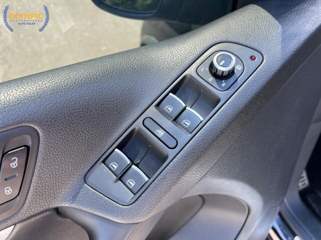 2014 Volkswagen Tiguan in Decatur, GA 30032 - 18144328 35