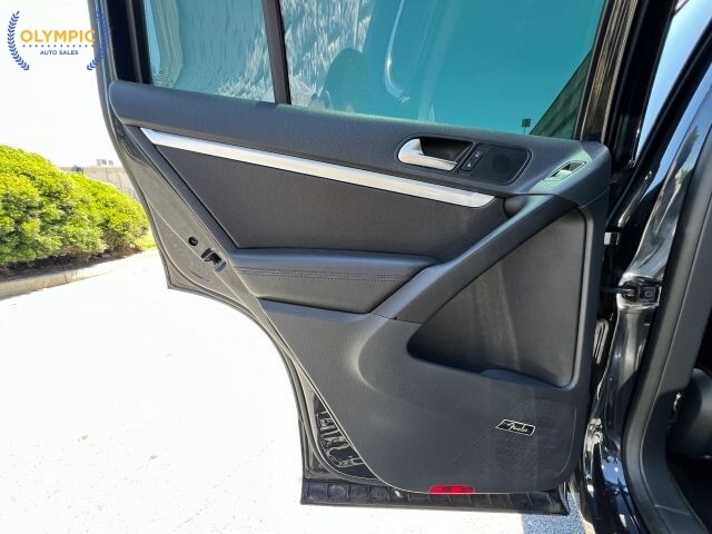 2014 Volkswagen Tiguan in Decatur, GA 30032 - 18144328 47