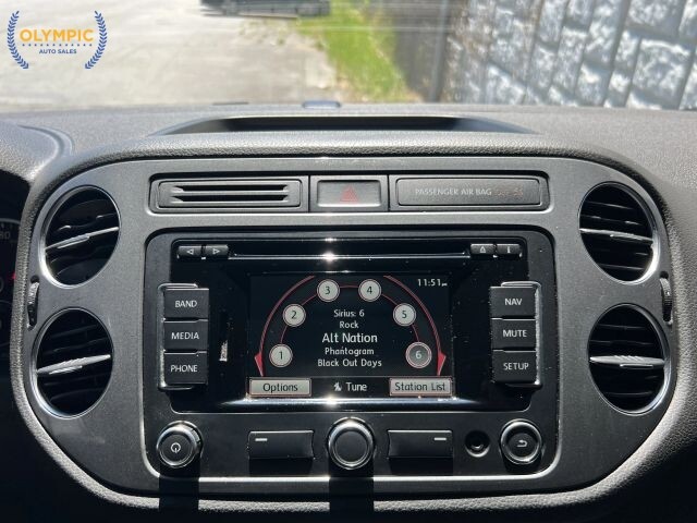 2014 Volkswagen Tiguan in Decatur, GA 30032 - 18144328 29