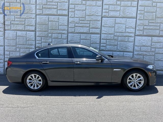 2015 BMW 528i xDrive in Decatur, GA 30032 - 18144330 8
