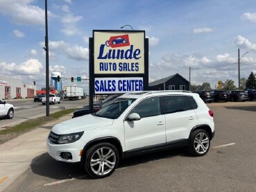 2016 Volkswagen Tiguan in Wadena, MN 56482