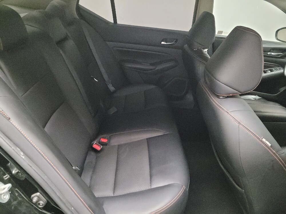 2020 Nissan Altima in Downey, CA 90241 - 18144352 19