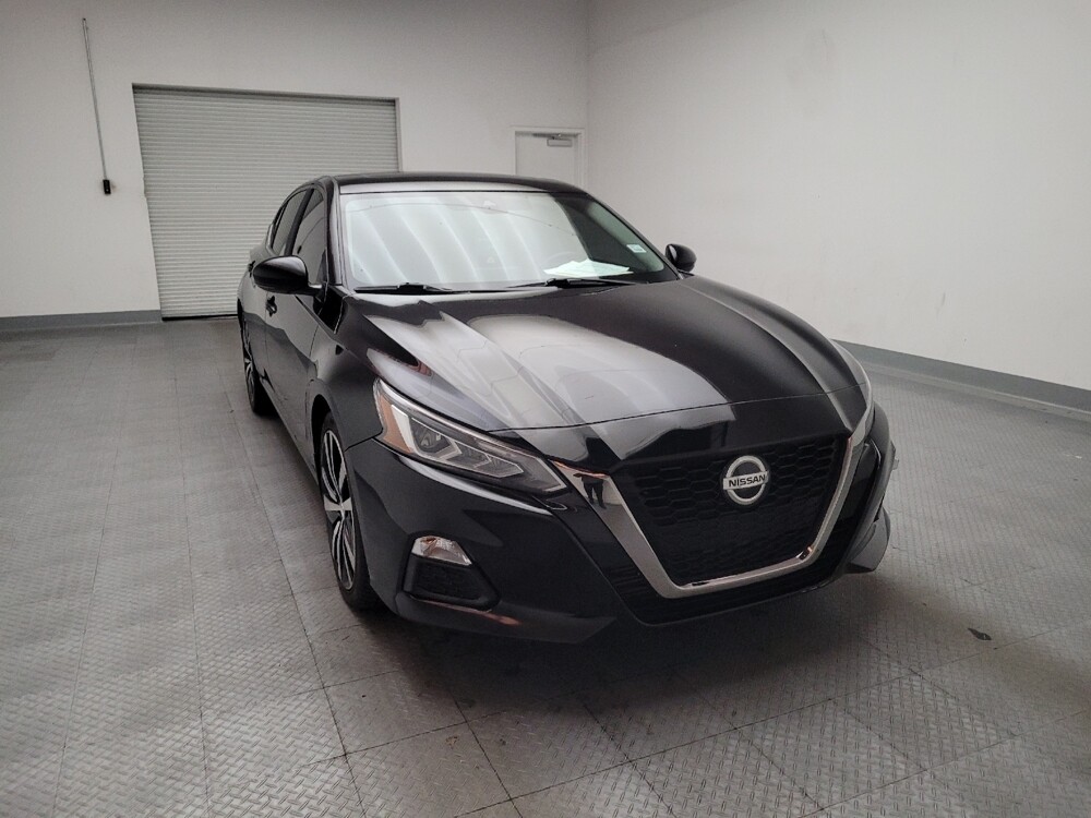 2020 Nissan Altima in Downey, CA 90241 - 18144352 14