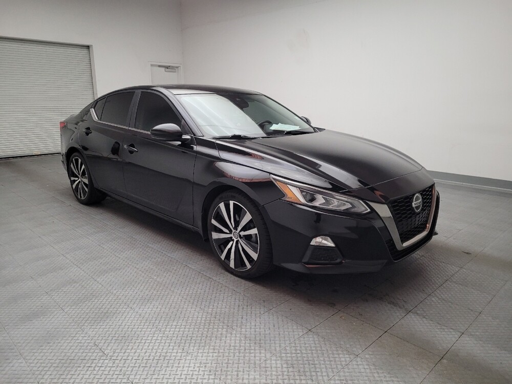 2020 Nissan Altima in Downey, CA 90241 - 18144352 13
