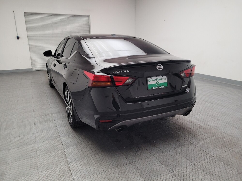 2020 Nissan Altima in Downey, CA 90241 - 18144352 6