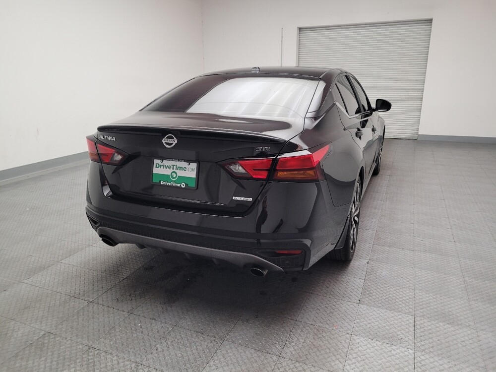 2020 Nissan Altima in Downey, CA 90241 - 18144352 7