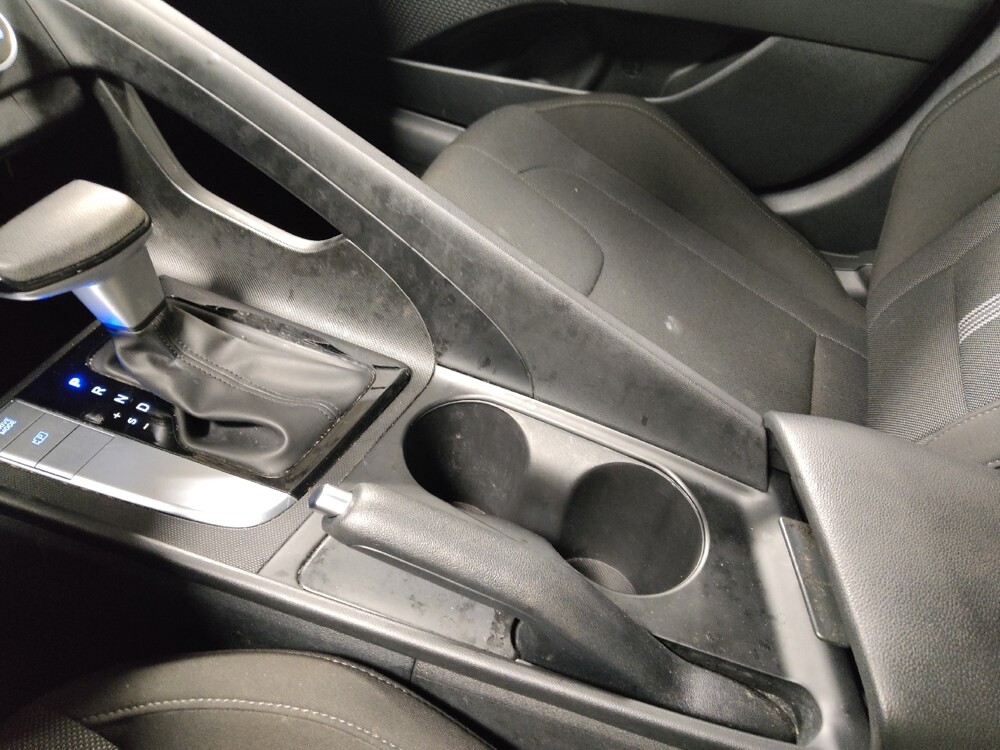 2025 Hyundai Elantra in Conyers, GA 30094 - 18144355 26