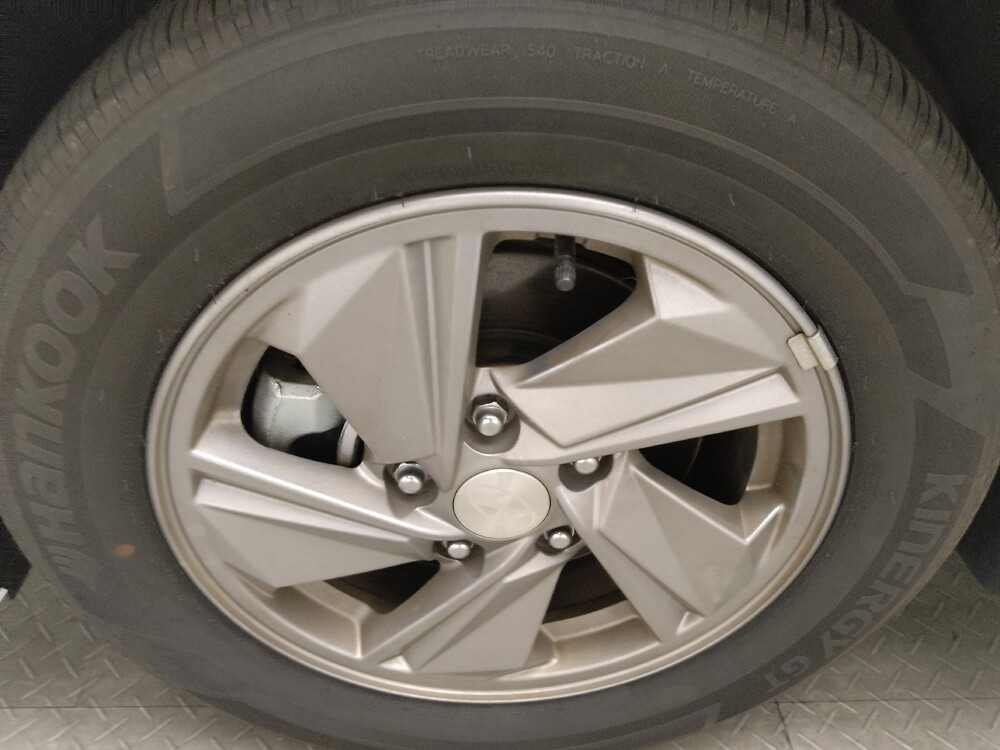 2025 Hyundai Elantra in Conyers, GA 30094 - 18144355 31