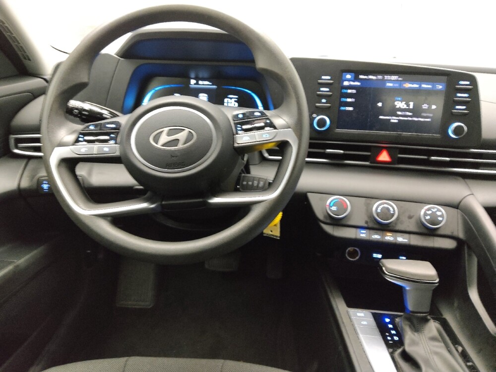 2025 Hyundai Elantra in Conyers, GA 30094 - 18144355 22
