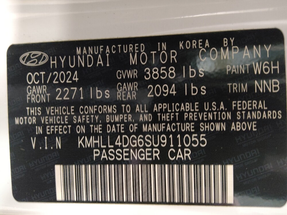 2025 Hyundai Elantra in Conyers, GA 30094 - 18144355 33