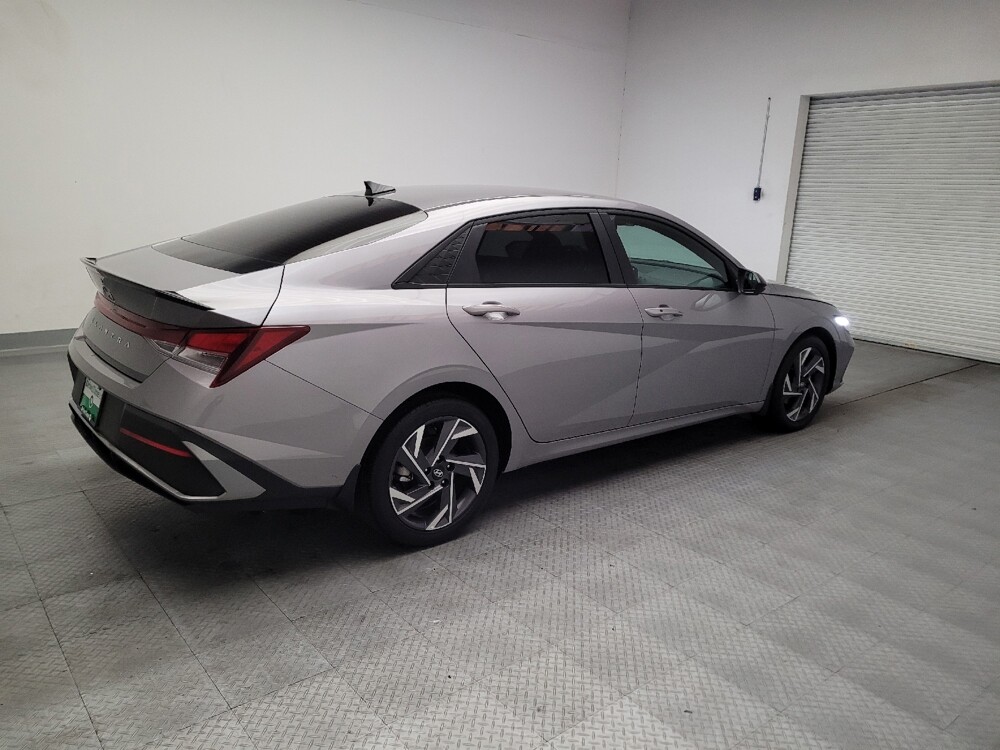 2025 Hyundai Elantra in Montclair, CA 91763 - 18144362 10
