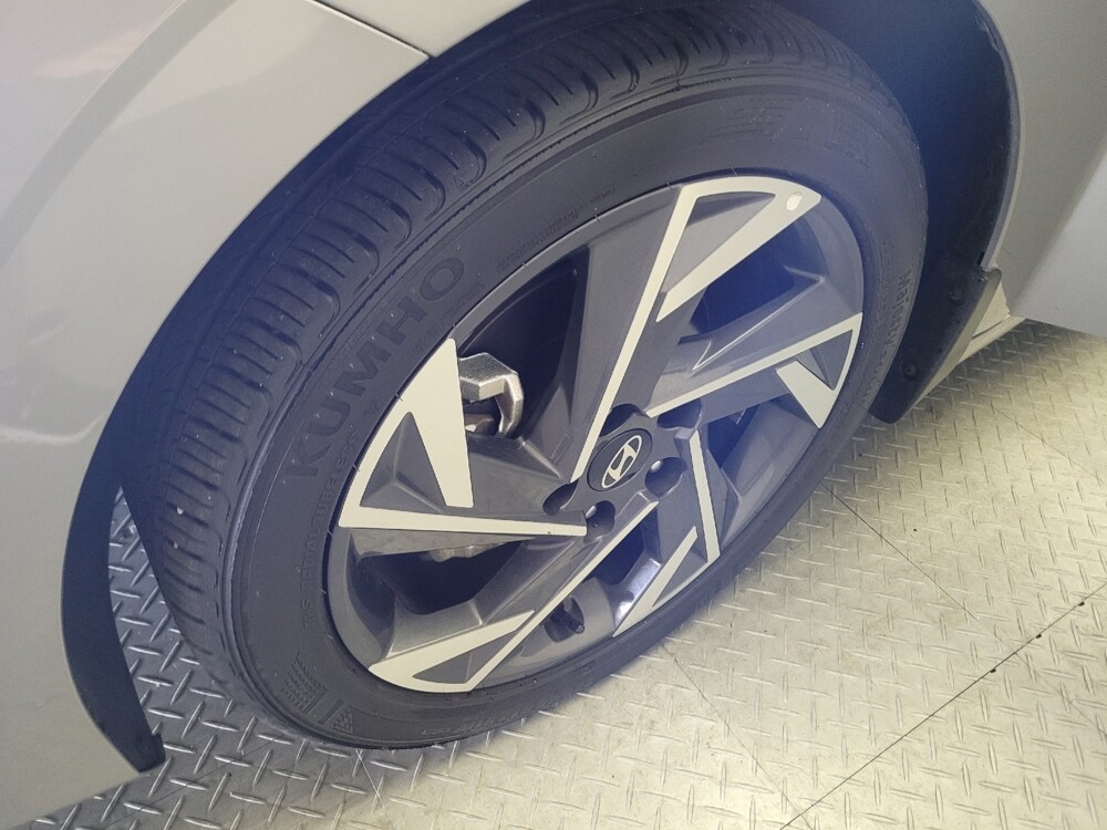 2025 Hyundai Elantra in Montclair, CA 91763 - 18144362 31