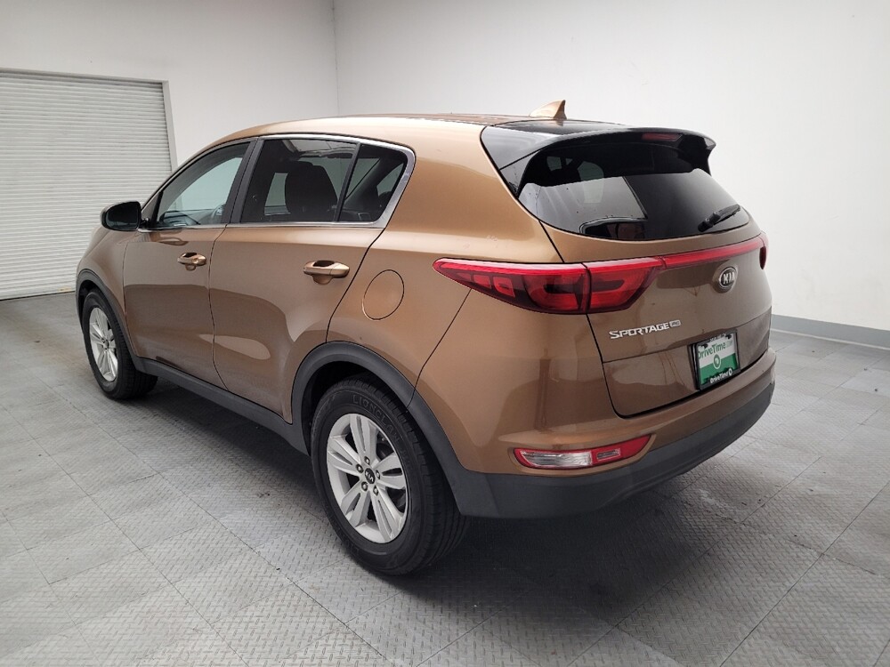 2017 Kia Sportage in Fresno, CA 93726 - 18144368 5