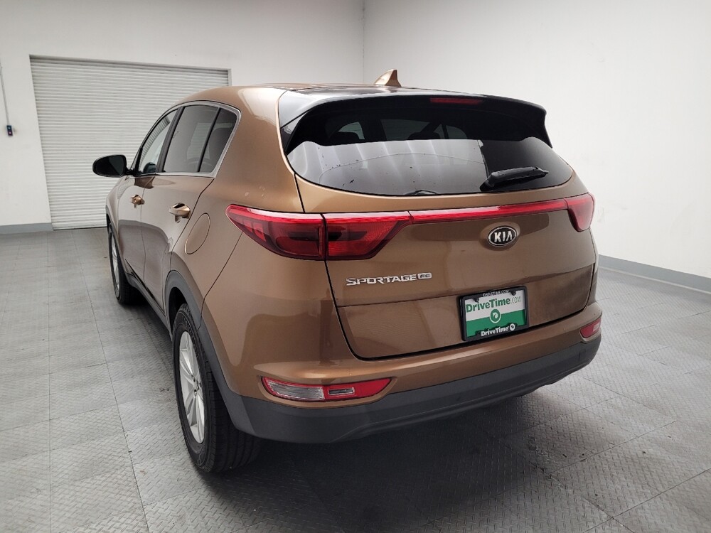 2017 Kia Sportage in Fresno, CA 93726 - 18144368 6
