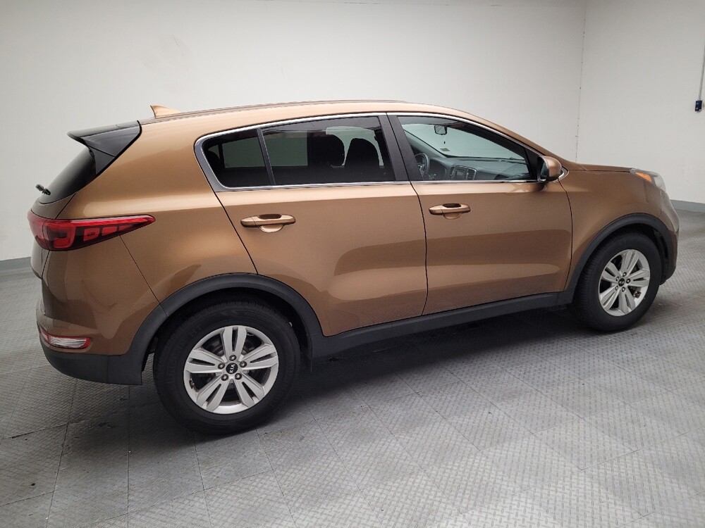 2017 Kia Sportage in Fresno, CA 93726 - 18144368 10