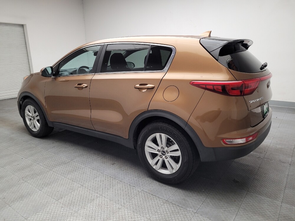 2017 Kia Sportage in Fresno, CA 93726 - 18144368 3