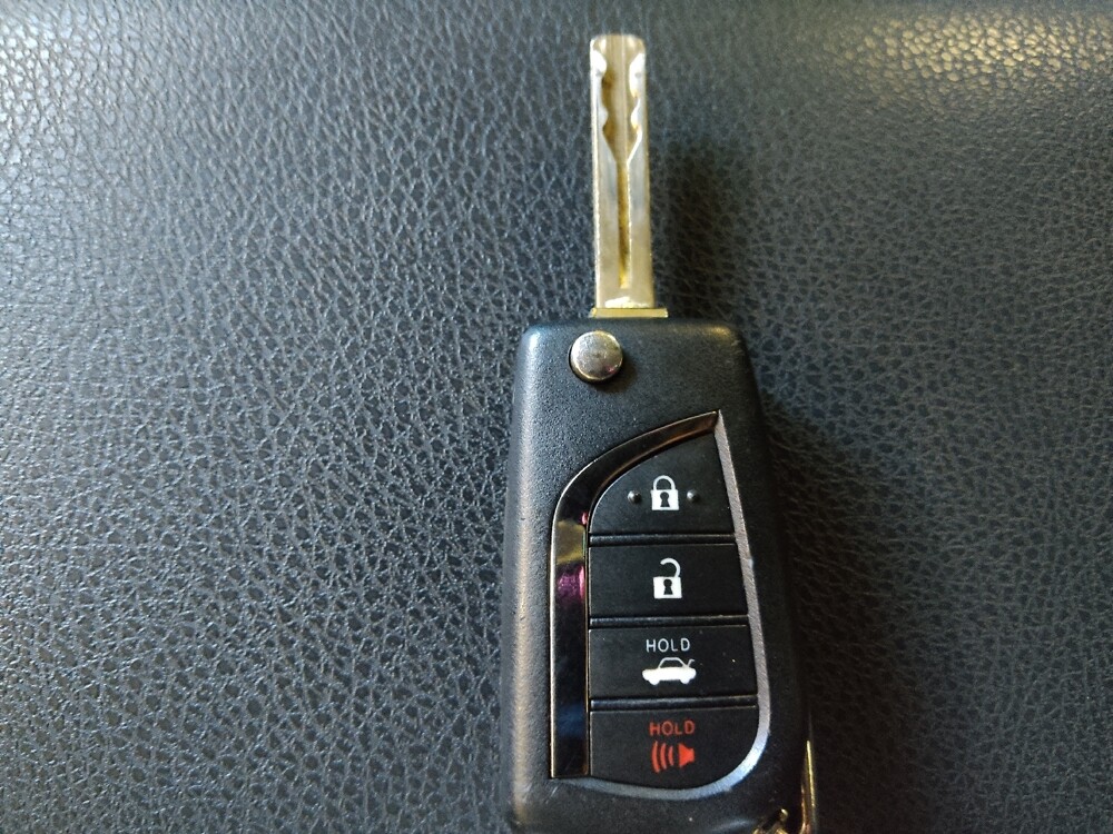2021 Toyota Camry in Jackson, MS 39211 - 18144371 32