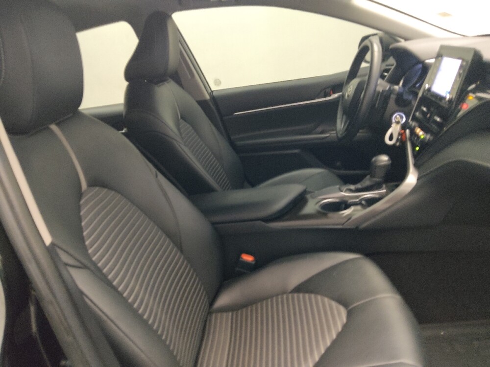 2021 Toyota Camry in Jackson, MS 39211 - 18144371 21