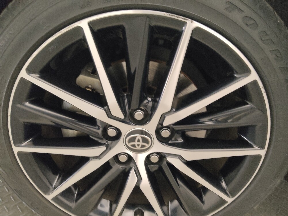 2021 Toyota Camry in Jackson, MS 39211 - 18144371 31
