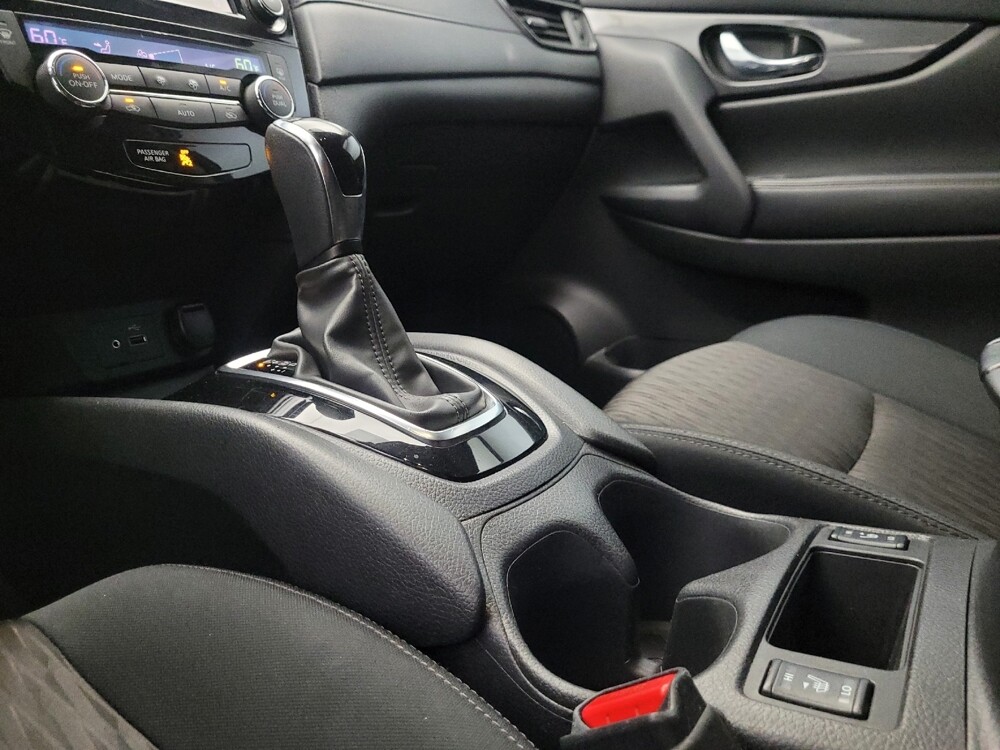 2018 Nissan Rogue in Phoenix, AZ 85015 - 18144372 26