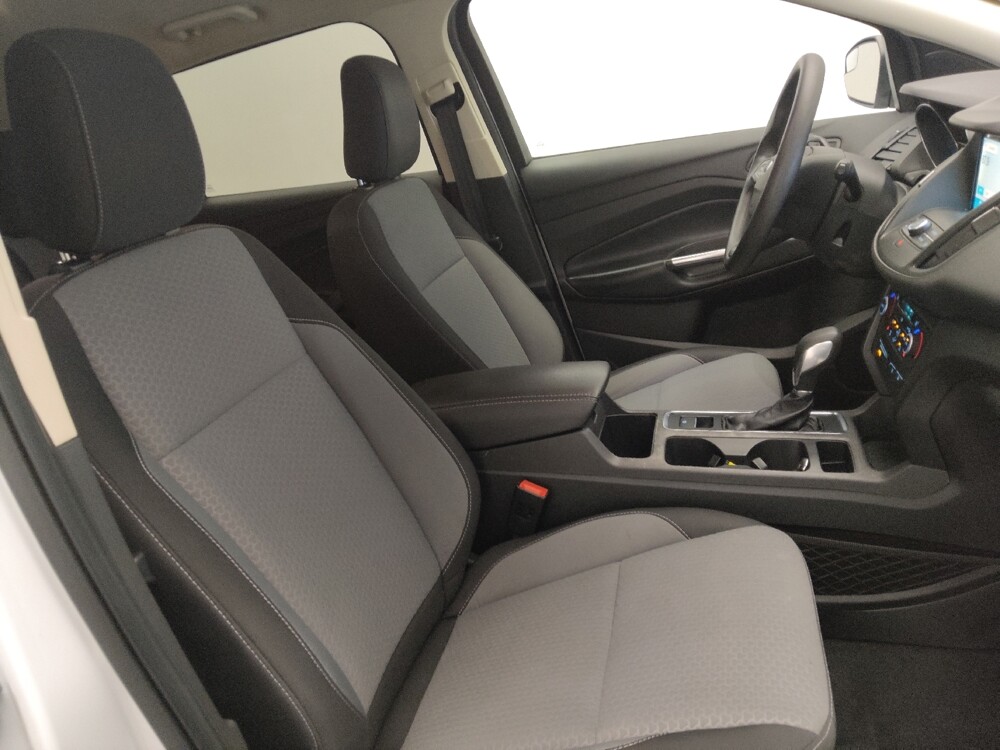 2019 Ford Escape in Marietta, GA 30062 - 18144379 21