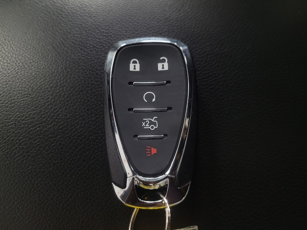 2020 Chevrolet Malibu in Jackson, MS 39211 - 18144394 32