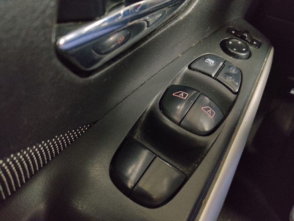 2020 Nissan Kicks in Stone Mountain, GA 30083 - 18144403 27