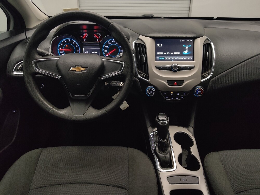 2018 Chevrolet Cruze in Fort Worth, TX 76116 - 18144418 22