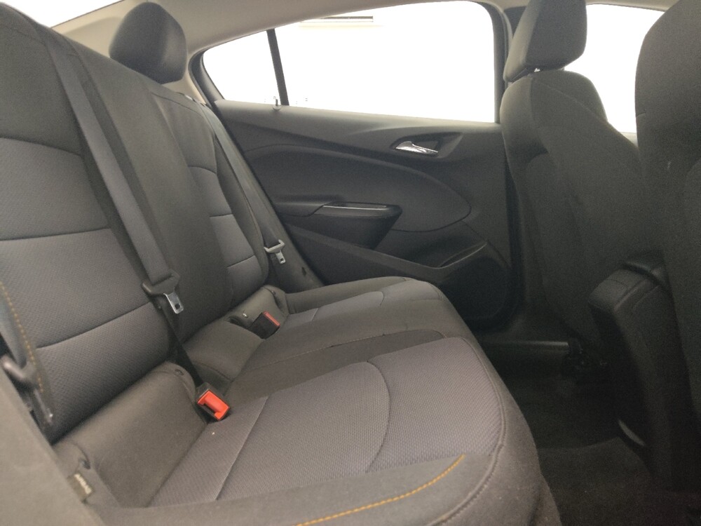 2018 Chevrolet Cruze in Fort Worth, TX 76116 - 18144418 19