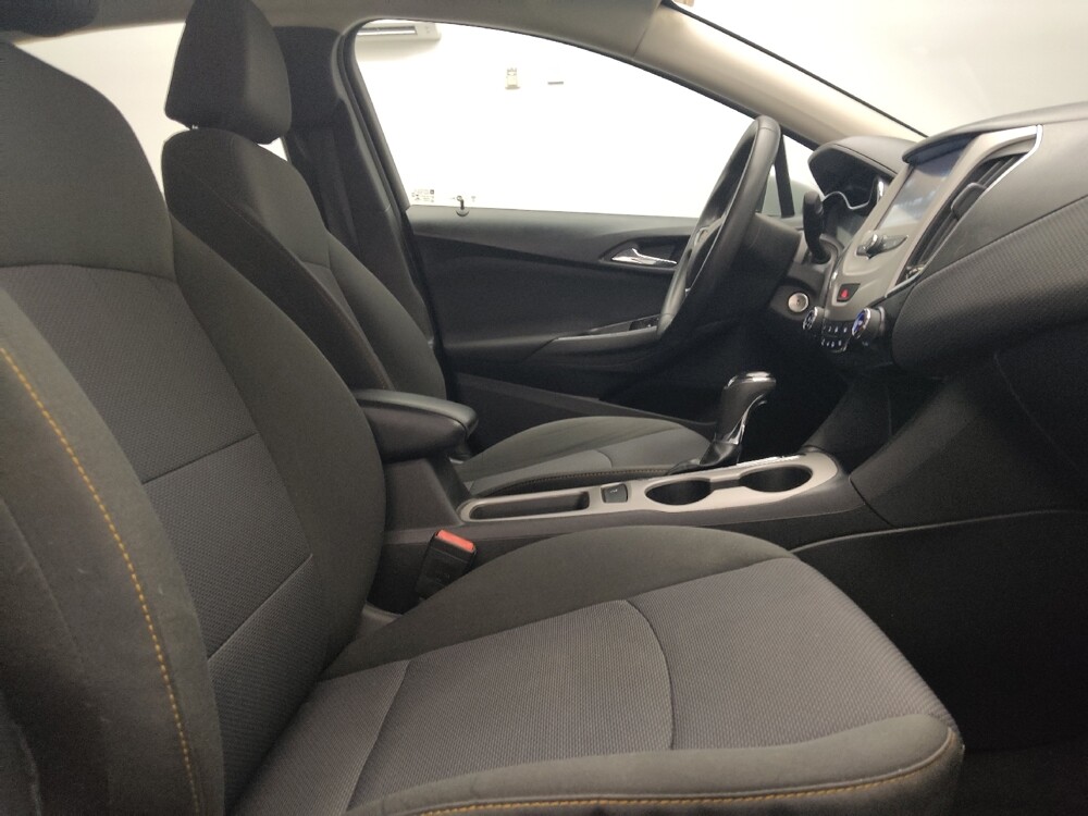 2018 Chevrolet Cruze in Fort Worth, TX 76116 - 18144418 21